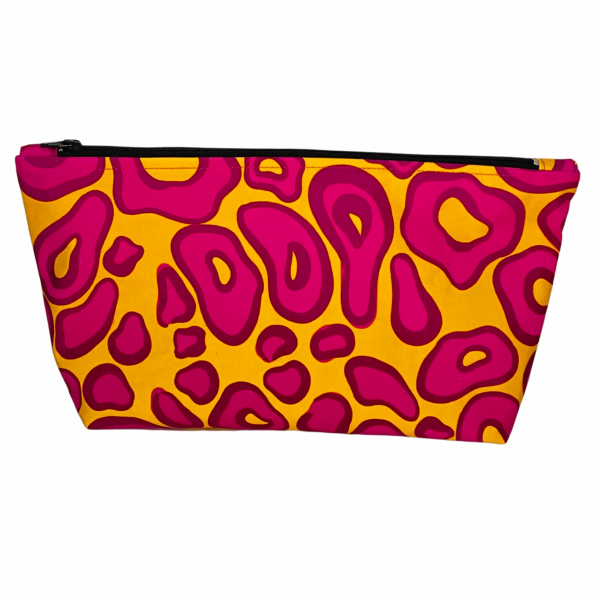 Lge Zip Pouch standing
